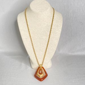 💎Avon Town And Country Pendant Necklace Gold Tone Sprial Chain Geomentric Drop